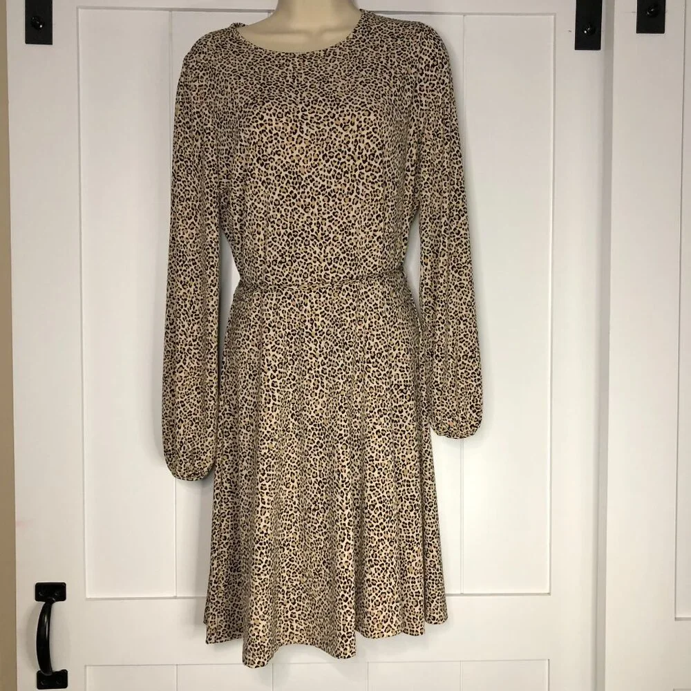 Banana Republic Outlet animal print dress with matching belt, size M - Picture 1 of 4